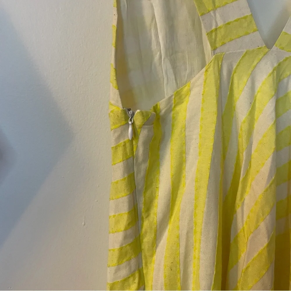 Line + Dot Yellow Striped Dress small - Picture 5 of 5